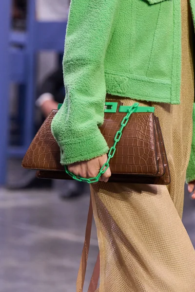 Look 7